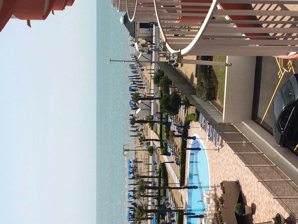 Residence Apollo - Walterigato Apartments Solo Per Famiglie Lido di Jesolo Exterior foto